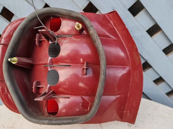 Foco trasero derecho Fiat Siena 1997 - 2001 - Imagen 3