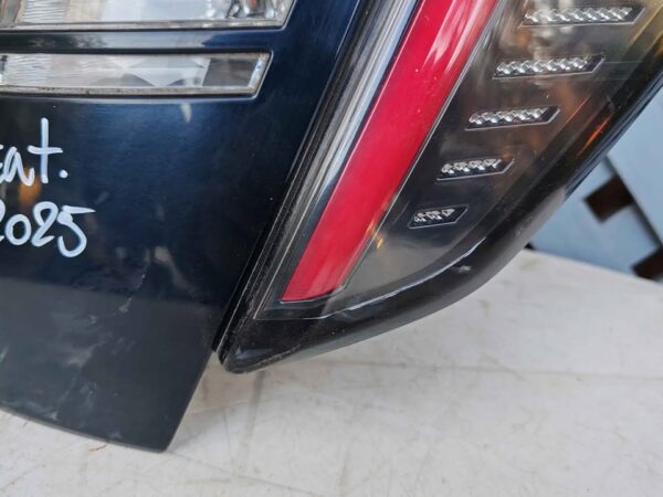 Foco trasero derecho Hyundai Accent 2024 - 2025 - Imagen 4