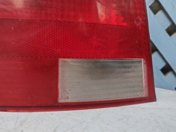 Foco trasero izquierdo Chevrolet Corsa Evolution sedan 2003 - 2008 - Imagen 3