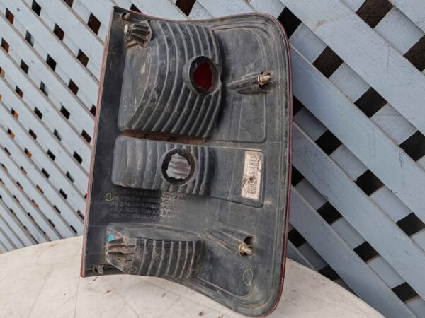 Foco trasero izquierdo Ford F150 2004 - 2008 - Imagen 6