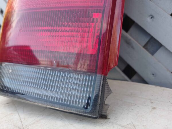 Foco trasero izquierdo Opel Omega 1986 - 1993 - Imagen 3