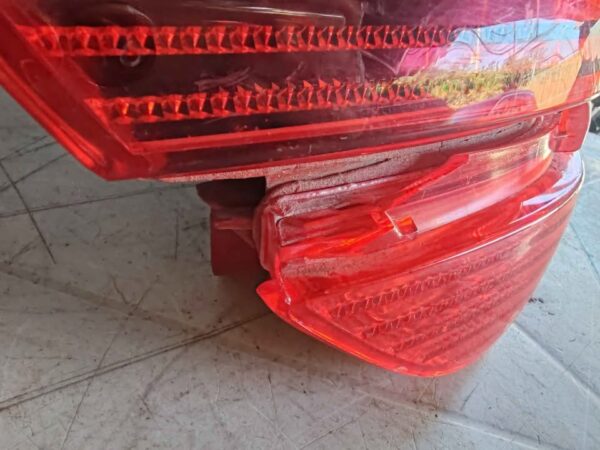 Foco trasero izquierdo Peugeot 406 2000 - 2004 - Imagen 4