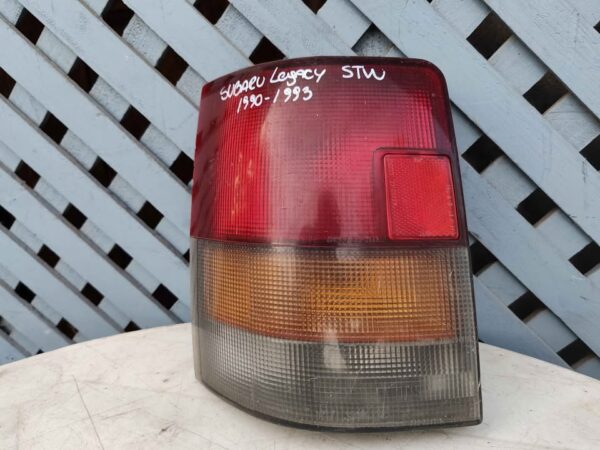 Foco trasero izquierdo Subaru Legacy 1991 - 1993