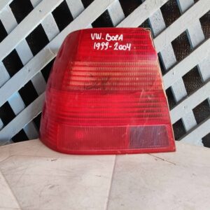 Foco trasero izquierdo Volkswagen Bora 2000 - 2004