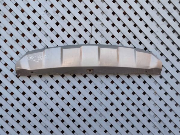 Moldura de parachoque trasero Chery Tiggo 3 2020 - 2023 - Imagen 2