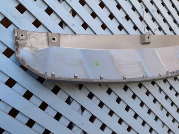 Moldura de parachoque trasero Chery Tiggo 3 2020 - 2023 - Imagen 6