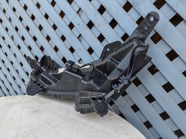Óptico superior derecho JAC JS4 2021 - 2024 - Imagen 6