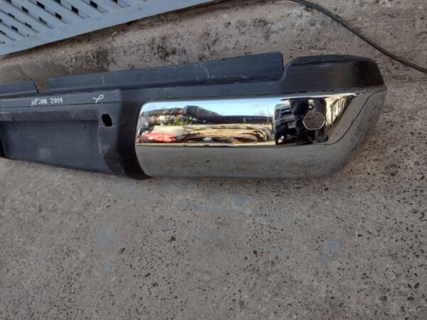 Parachoque trasero Nissan NP300 2016 - 2020 - Imagen 3