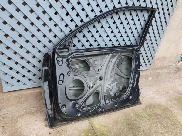 Puerta delantera derecha Hyundai Accent 2024 - 2025 - Imagen 6