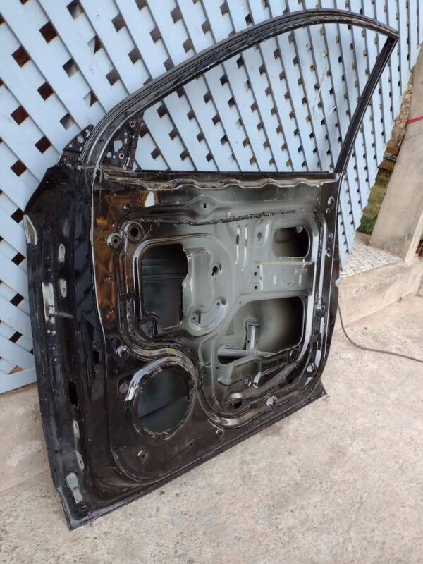 Puerta delantera derecha MG ZS 2019 - 2023 - Imagen 8