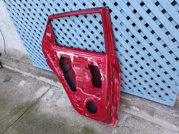 Puerta trasera izquierda JAC JS2 2020 - 2024 - Imagen 7