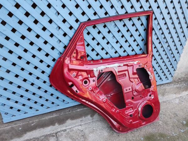 Puerta trasera izquierda JAC JS2 2020 - 2024 - Imagen 8