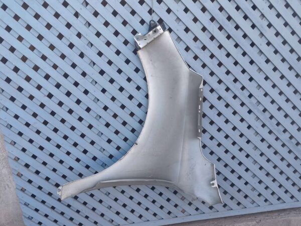 Tapabarro derecho Chevrolet Montana 2012 - 2017 - Imagen 6