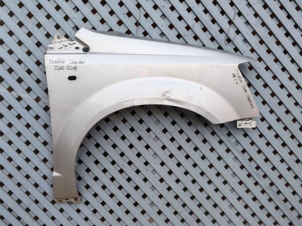 Tapabarro derecho Dodge Caravan 2010 - 2018
