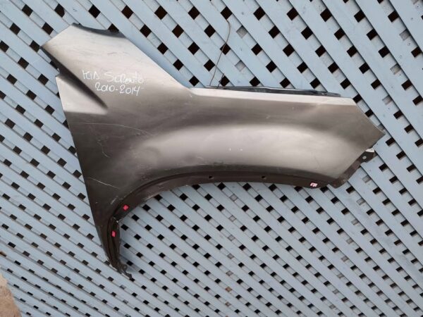 Tapabarro derecho Kia Sorento 2010 - 2014 - Imagen 2
