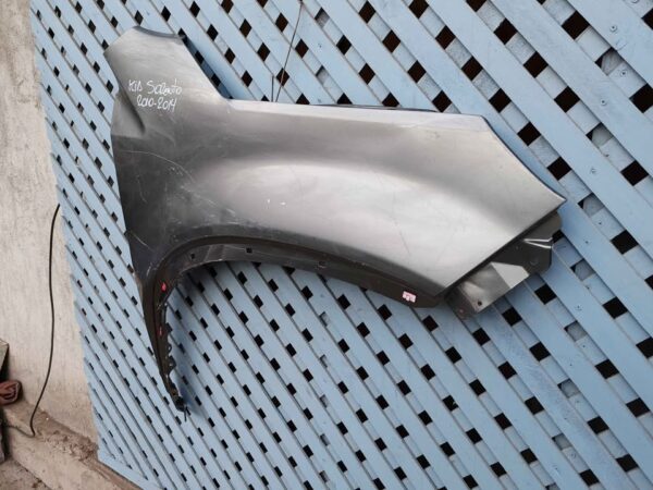 Tapabarro derecho Kia Sorento 2010 - 2014 - Imagen 3