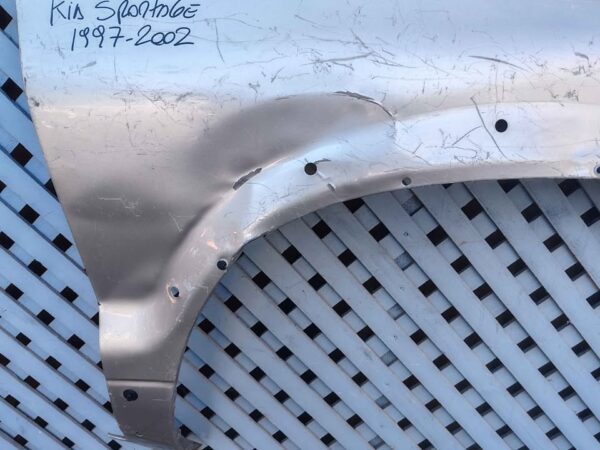 Tapabarro derecho Kia Sportage 1997 - 2002 - Imagen 4