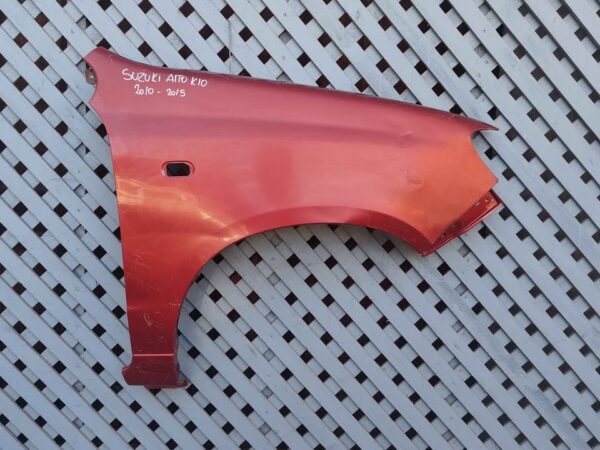 Tapabarro derecho Suzuki Alto K10 2010 - 2015