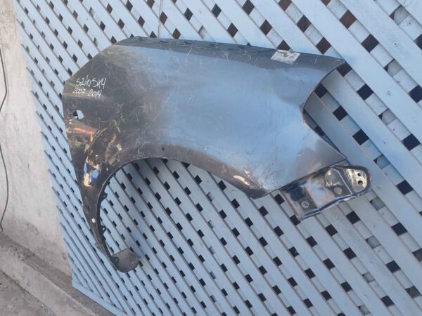 Tapabarro derecho Suzuki SX4 2007 - 2014 - Imagen 3
