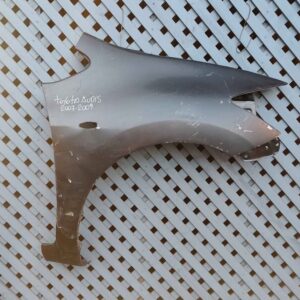 Tapabarro derecho Toyota Auris 2007 - 2009