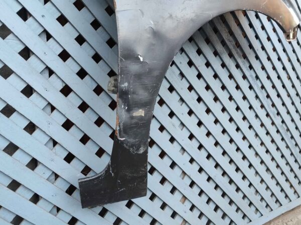 Tapabarro derecho Toyota Auris 2007 - 2009 - Imagen 4