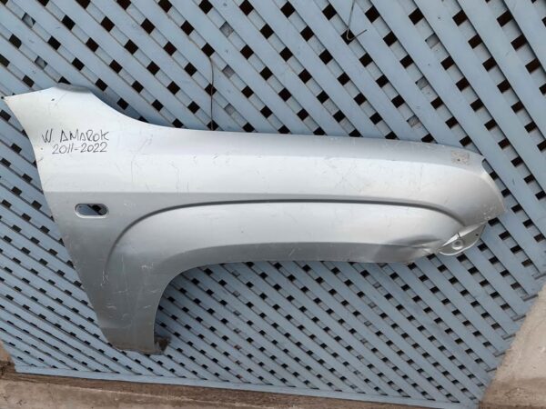 Tapabarro derecho Volkswagen Amarok 2011 - 2022 - Imagen 6