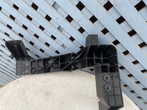Pata izquierda de frontal JAC JS4 2021 - 2024 - Imagen 6