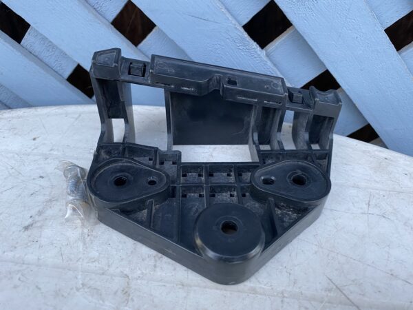 Mensula bajo optico izquierdo Nissan NP300 2014 - 2020 - Imagen 2