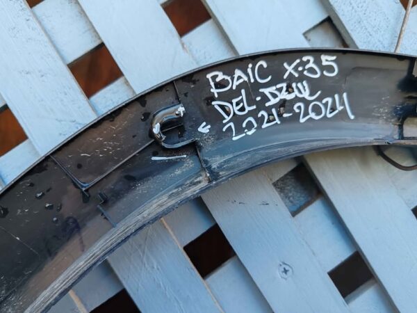 Moldura delantera izquierda Baic X35 2021 - 2024 - Imagen 6