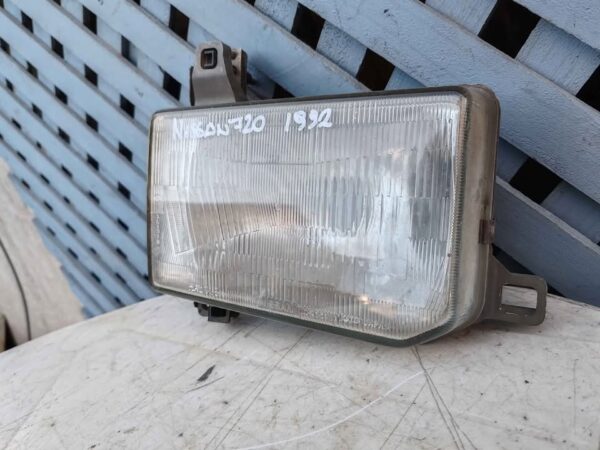 Óptico derecho Nissan 720 1992 - Imagen 3