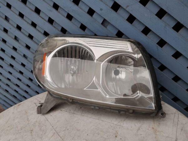 Óptico derecho Toyota 4runner 2003 - 2006