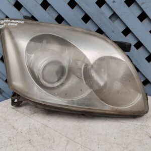 Óptico derecho Toyota Avensis 2003 - 2006