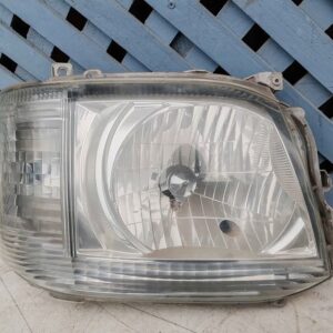 Óptico derecho Toyota Hiace 2011 - 2014