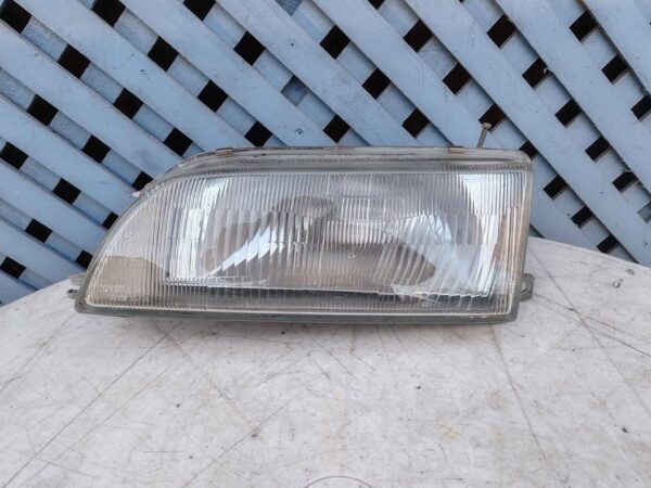 Óptico izquierdo Toyota Corolla 1994 - 1997