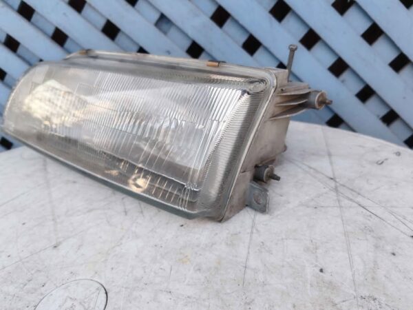 Óptico izquierdo Toyota Corolla 1994 - 1997 - Imagen 4