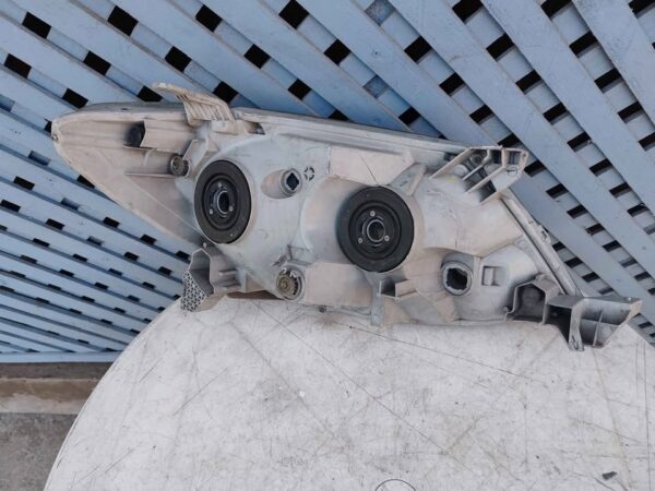 Óptico izquierdo Toyota Fortuner 2006 - 2007 - Imagen 9