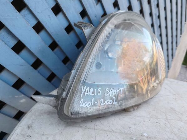 Óptico izquierdo Toyota Yaris 2001 - 2002 - Imagen 5