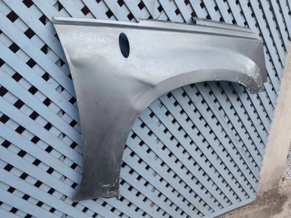 Tapabarro derecho Chevrolet Equinox 2005 - 2009 - Imagen 4