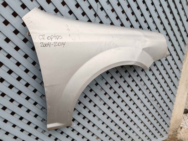 Tapabarro derecho Chevrolet Optra 2004 - 2015 - Imagen 5