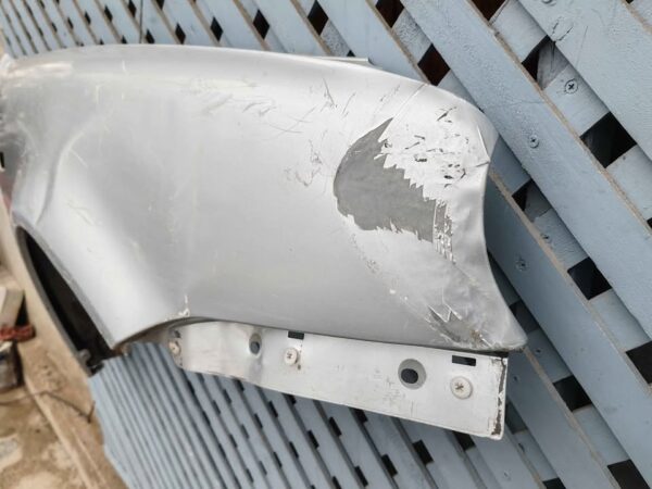 Tapabarro derecho Volkswagen Golf 2000 - 2006 - Imagen 5