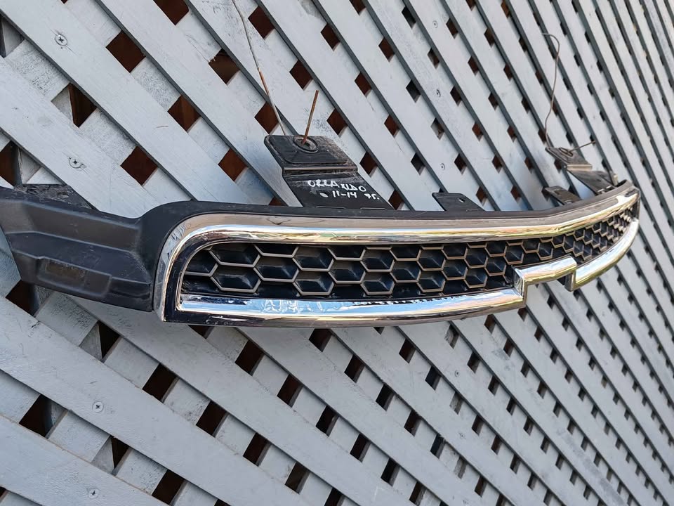 Máscara superior Chevrolet Orlando 2012 - 2016 - Imagen 5