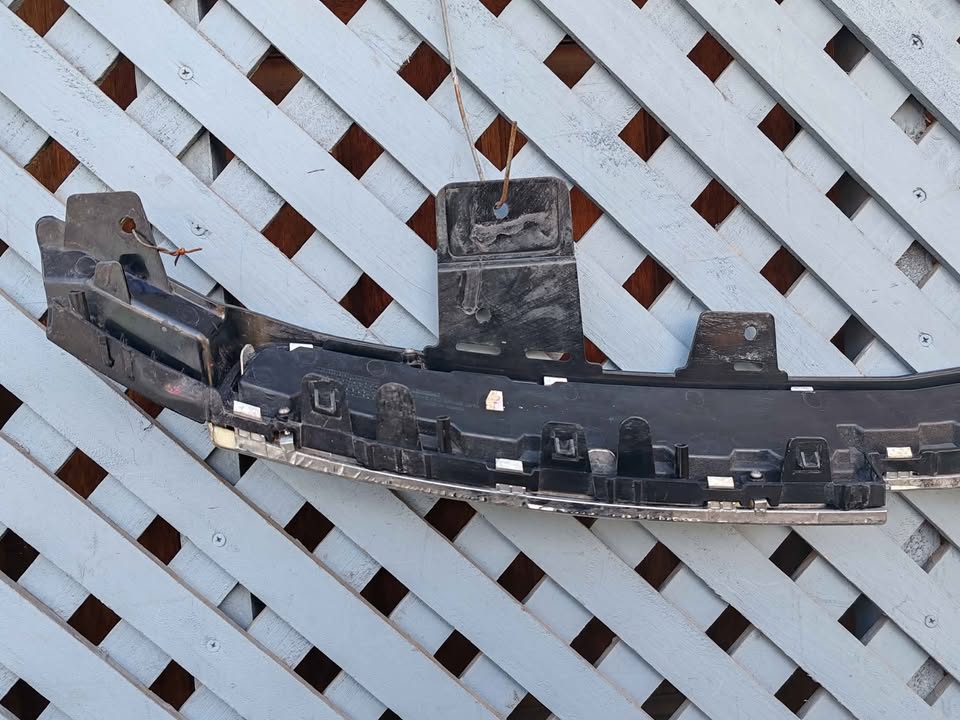 Máscara superior Chevrolet Orlando 2012 - 2016 - Imagen 7