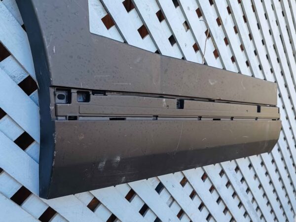 Moldura de puerta trasera derecha Hyundai Santa Fe 2025 - Imagen 4