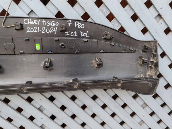 Moldura delantera izquierda Chery Tiggo 7pro 2021 - 2024 - Imagen 6