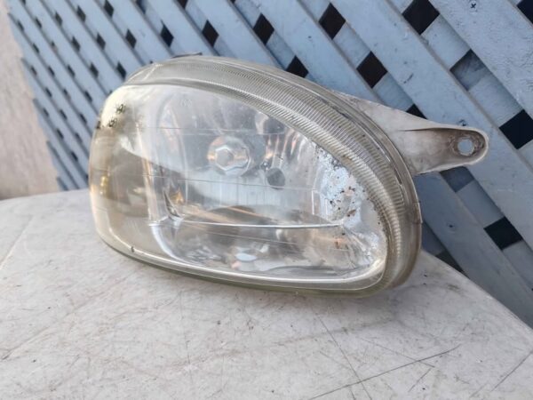 Óptico derecho Chevrolet Corsa 2000 - 2007 - Imagen 3