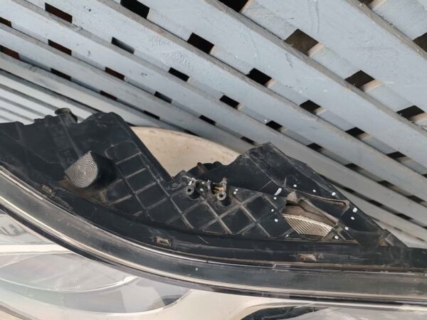 Óptico derecho Hyundai Elantra 2011 - 2013 - Imagen 4