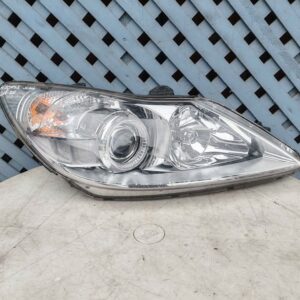 Óptico derecho Hyundai Genesis Sedan 2008 - 2011