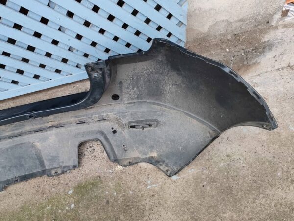 Parachoque trasero Renault Duster 2012 - 2020 - Imagen 6