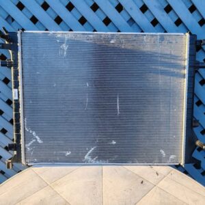 Radiador de agua JAC JS6 2023 - 2025