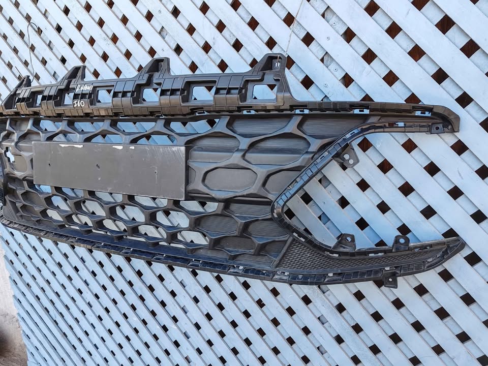 Rejilla de parachoque Hyundai Grand i10 HB 2024 - 2025 - Imagen 5